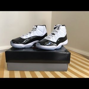 Air Jordan 11 Concords - Men’s size 8